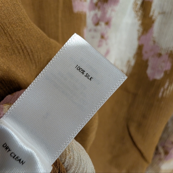 100% Silk Unsubscribed Smocked Chiffon Floral Tan Tank Top Size 2 - Picture 6 of 6